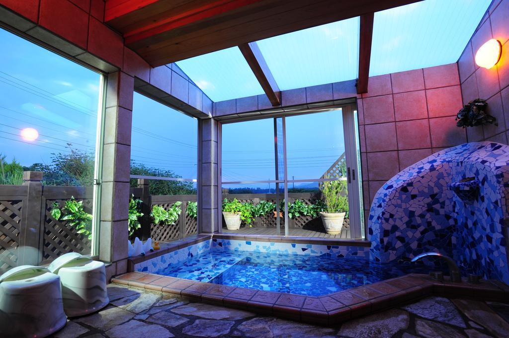 Pension & Bodyboard Shop Mermaid Tateyama  Exterior foto